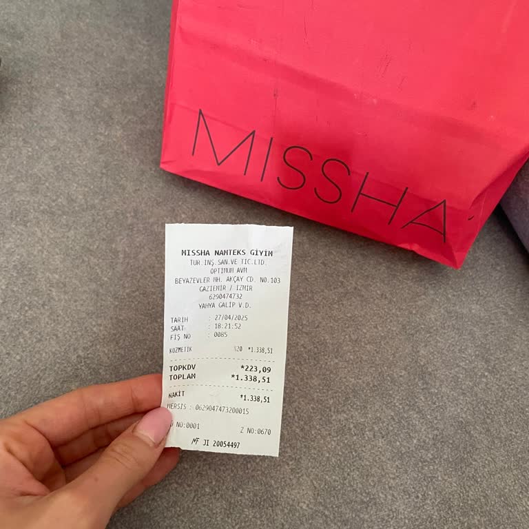 Satış Danışmanının Kaba Ve İlgisiz Tavırları Alışverişimi Kötü Bir Deneyime Dönüştürdü