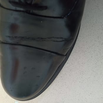 Kısa Sürede Deforme Olan Ayakkabı İçin Mağduriyet Yaşıyorum