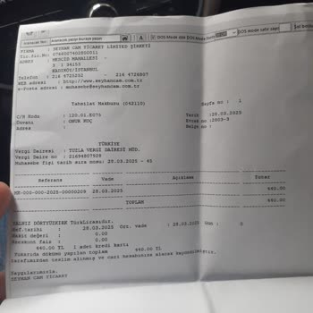 DSmart Çalışanları Kırılan Camın Faturasını Ödemiyor, İletişime Geçmiyor