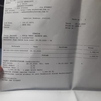 DSmart Çalışanları Kırılan Camın Faturasını Ödemiyor, İletişime Geçmiyor