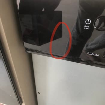 Kutusundan Çizik Çıkan Üründe Kimse Sorumluluk Almıyor