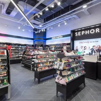 Satış Danışmanının Saygısız Ve Azarlayıcı Davranışı