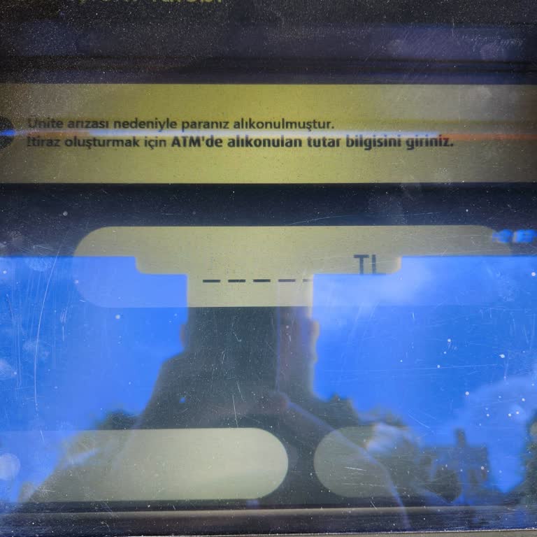 ATM'de Yutulan Para Ve Yetersiz Müşteri Hizmeti Hayal Kırıklığı Yarattı