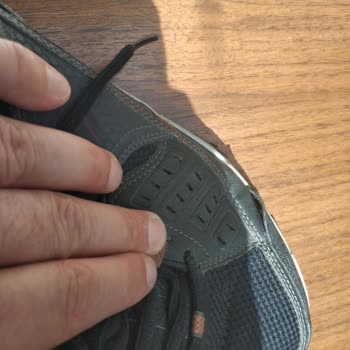 Boyner'den Aldığım Ayakkabı Kısa Sürede Yırtıldı, İade Kabul Edilmedi