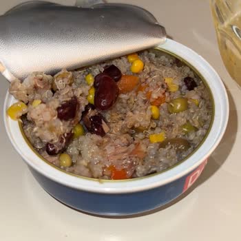 Aldığım Kinoalı Ton Balığında Beklenmedik Görüntüyle Karşılaştım