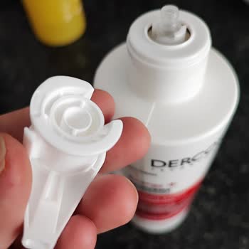 Vichy Şampuanın Basma Tuşu Kırık Ve Kullanımı Çok Zor