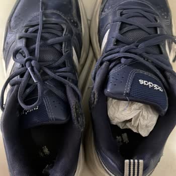 Adidas Mağazası Garanti Kapsamındaki Ürünleri Kabul Etmiyor