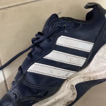 Adidas Mağazası Garanti Kapsamındaki Ürünleri Kabul Etmiyor