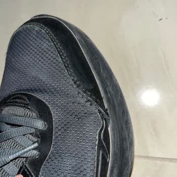 Skechers Ayakkabının Dikişleri Patladı, Garanti Reddiyle Hayal Kırıklığı