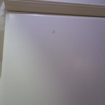 Bianca Boya Söylendiği Gibi Kullanmama Rağmen En Ufak Çizilmede Hemen Soyuluyor!