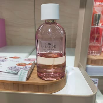 Проблема с аллергией и стойкостью парфюма Yves Rocher— прошу обмен или возврат