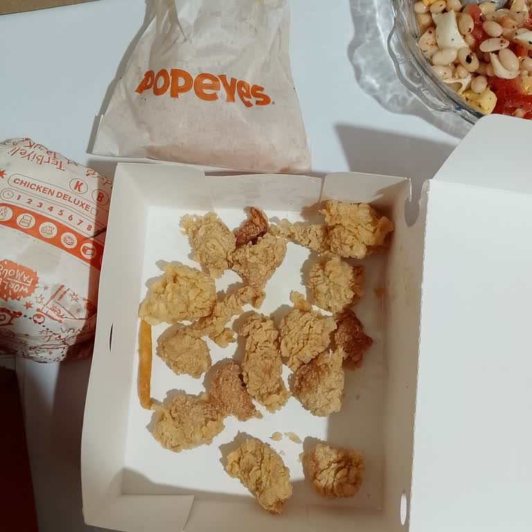Popeyes Siparişlerinde Eksik Ve Bayat Ürün Sorunu