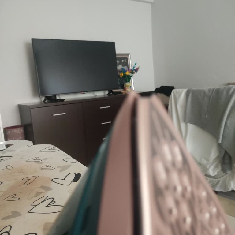 Philips Azur Ütüde Kırık Parça Ve Yüksek Tamir Ücreti Mağduriyeti