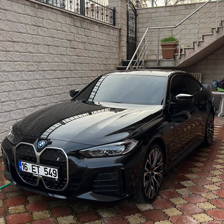 BMW İ4 Aracımda Tespit Edilemeyen Ses Ve İkame Araç Sorunu