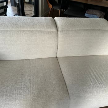 Teslimattan İtibaren Sorunlu Koltuk Ve Yetersiz Servis Deneyimi