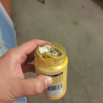 Yeni Alınan Cheddar Makarna Sosunun Küflenmesi Ve Koruyucu Eksikliği Şüphesi
