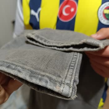 Zara'dan Satın Alınan Pantolonun Kullanılmış Ve Hasarlı Gelmesi
