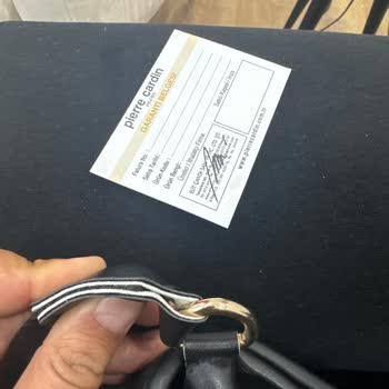 Pierre Cardin Çantanın Yanlış Tamiri Ve Renk Sorunu