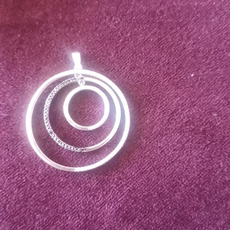 Alen Pırlanta Elmas Tasarım Ürün Ortada Yok!