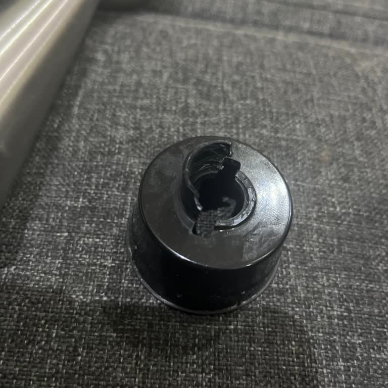 Awox Blender Setinde Kırılan Parçalar Ve Düşük Malzeme Kalitesi