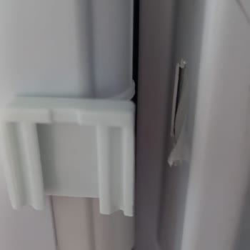 Buzdolabı Kapağı Kırıldı, Garanti Kapsamı Dışında Bırakıldı