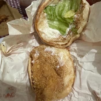 Popeyes Menüde Sürekli Yanlış Ürün Sorunu