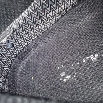 Ayakkabı İç Astarında Yırtılma Ve Değişim Talebine Ret