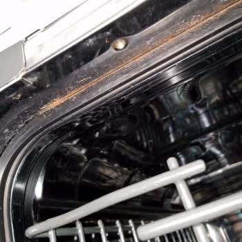 Garanti Kapsamındaki Vestel Ve Regal Ürünlerinde Paslanma Ve İlgisizlik