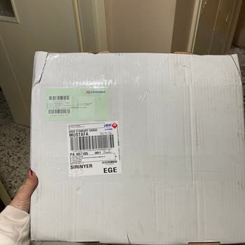 Kırılabilir Tablo Kargoda Yamuldu