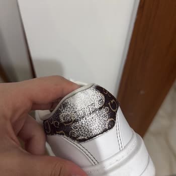 Aldığım Ayakkabıda Hızlı Yıpranma Ve Renk Atması Sorunu