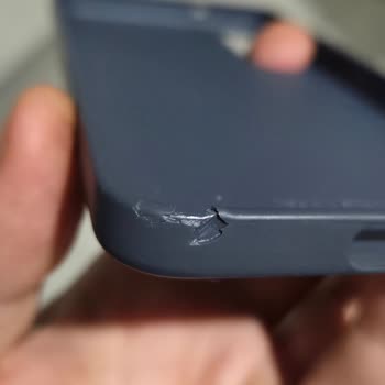 Samsung S25 Plus Orijinal Kılıf Tasarım Hatası Nedeniyle Telefonum Zarar Gördü