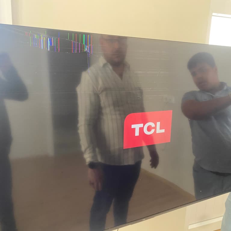 Teşhirden Alınan Televizyon Kırık Çıktı, Değişim Ve İade Yapılmadı Mağdur Edildim