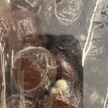 File Market'te Küflü Zeytin Ve İlgisiz Personel Şikayeti