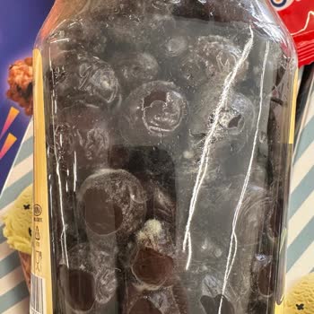 File Market'te Küflü Zeytin Ve İlgisiz Personel Şikayeti