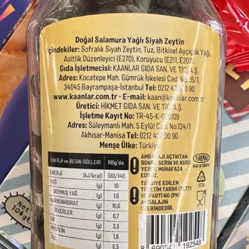 File Market'te Küflü Zeytin Ve İlgisiz Personel Şikayeti