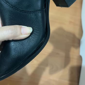 Derimod Botumun Tabanı Açıldı, Garanti Süreci Hayal Kırıklığına Uğrattı