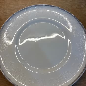 Jumbo Yemek Takımımın Yaldızları Dökülüyor, Misafirlerime Mahcup Oluyorum