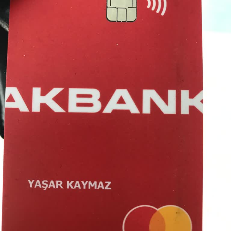 Onayım Olmadan Kart Aidatı Kesildi, İade Talep Ediyorum