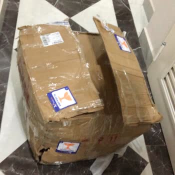 Yurtiçi Kargo Gönderdiğim Paketin Üzerine 'kırılacak Eşya' Yazılmasına Rağmen Koli Hasar Görmüş