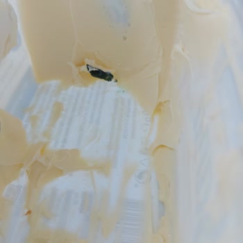 Tereyağı Kutusundan Çıkan Şüpheli Cisim Şoku!