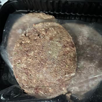 Bozuk Ve Küflü Hamburger Köftesiyle Karşılaştım, İade Talebim Yanıtsız Kaldı