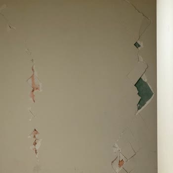 Kristal Şehir Güvenli Diye Anlatılan Sitede Can Güvenliğimiz Tehlikede