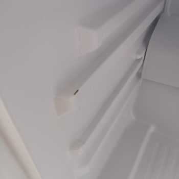 Vestel Buzdolabında Çatlak Ve Yalıtım Sorunu Çözülmüyor