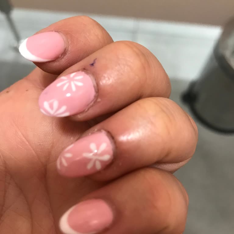 Kampanya Yanıltıcı, Manikür Ve Nail Art Hayal Kırıklığı