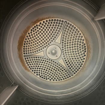 Hoover Kurutma Makinesinde Garanti Süresi İçinde Paslanma Ve Servis Sorunu