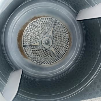 Hoover Kurutma Makinesinde Garanti Süresi İçinde Paslanma Ve Servis Sorunu