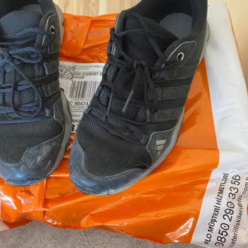 Kullanılmış Ve Hasarlı Ayakkabı Gönderildi