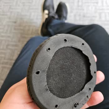 Rampage Kulaklık Pedi Ve Kafa Bandı Soyuluyor, Yedek Parça Bulamıyorum