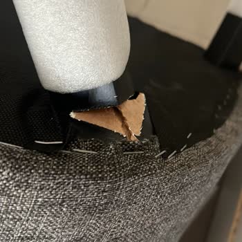 Vivense Kırık Gelen Sandalyeye Destek Sağlanmadı, Mağduriyetim Giderilmiyor