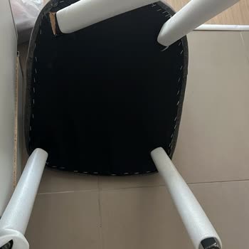 Vivense Kırık Gelen Sandalyeye Destek Sağlanmadı, Mağduriyetim Giderilmiyor